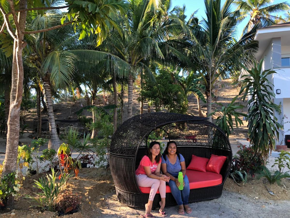 Sunset Cove Beach & Dive Resort Romblon Exterior foto